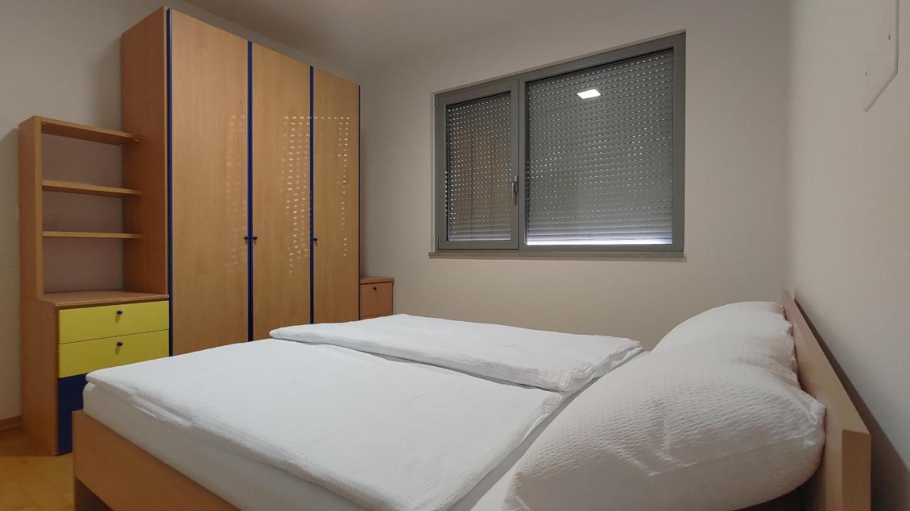 Apartmaji Palea Izola Exterior photo